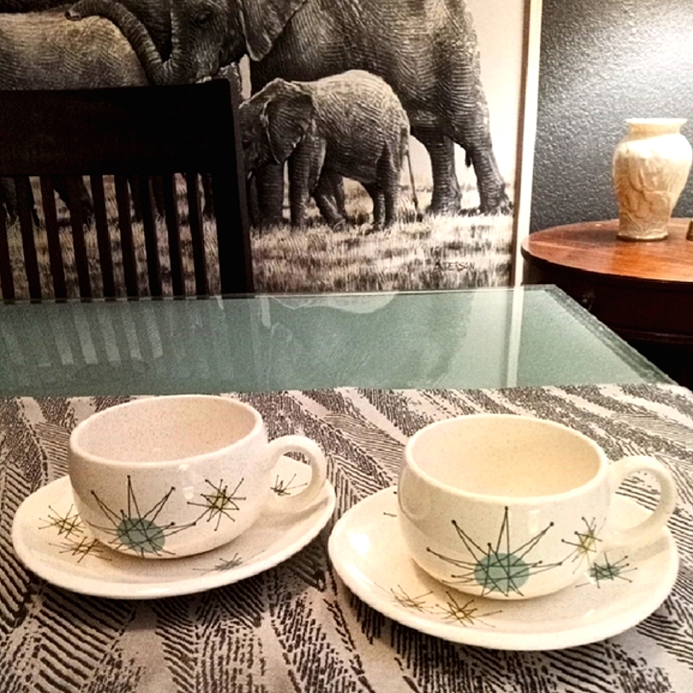 50's Vintage Franciscan Starburst Teacup and Saucer (Set of 2) - Picture 2 of 5